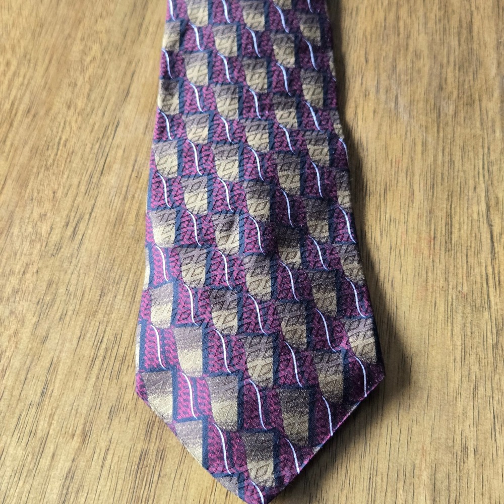 Louis Roth Mens Silk Tie Geometric Abstract Red Gold Navy Made in Italy 4in